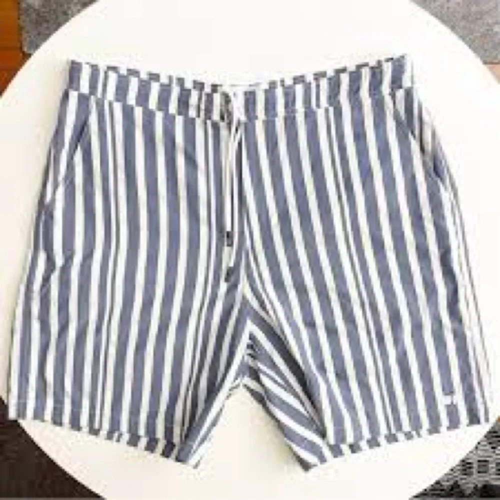 SOLID & STRIPED 7” Hybrid Swim Shorts  Blue (M6)